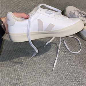 Brand new Women’s Vejas